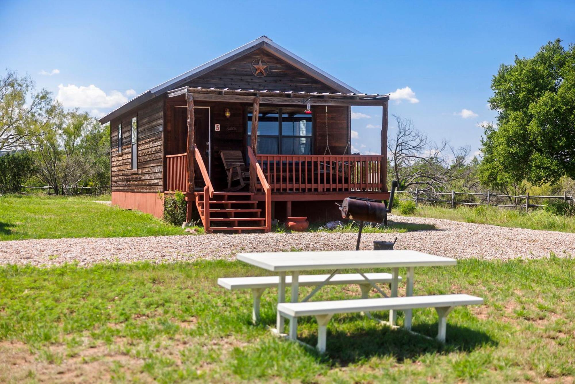 Enchanted Rockview Cabins Crabapple Extérieur photo